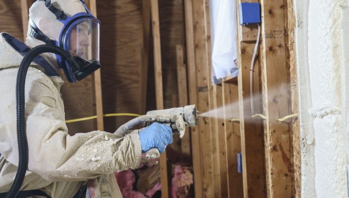 spray foam insulation in new construction or home remodel for energy efficiency